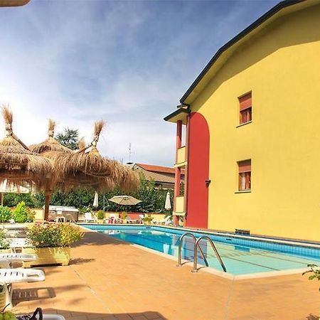 Elisabetta Hotel Чезенатико Экстерьер фото