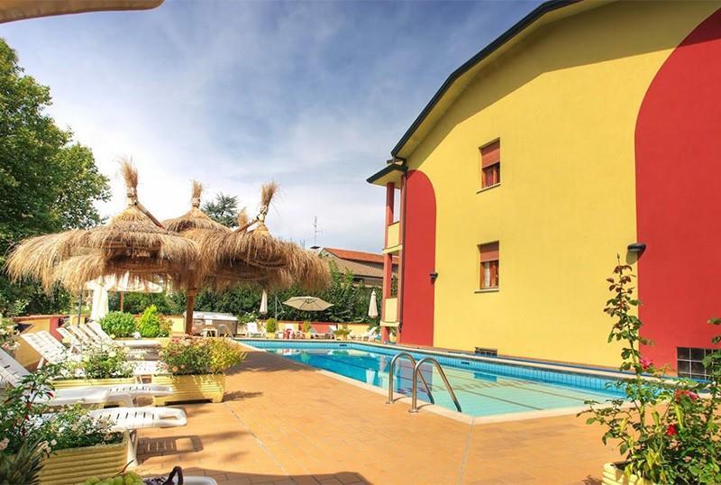 Elisabetta Hotel Чезенатико Экстерьер фото